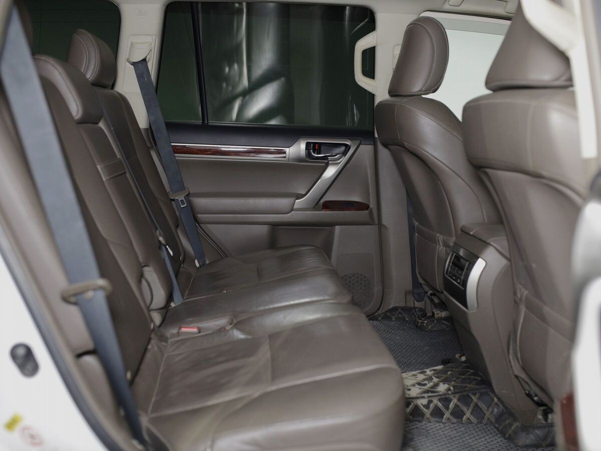 Lexus GX 2012 - фото автомобиля