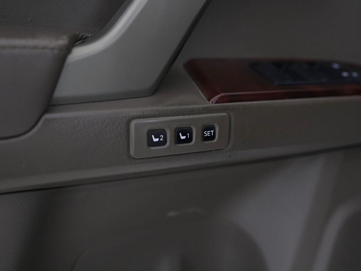 Lexus GX 2012 - фото автомобиля