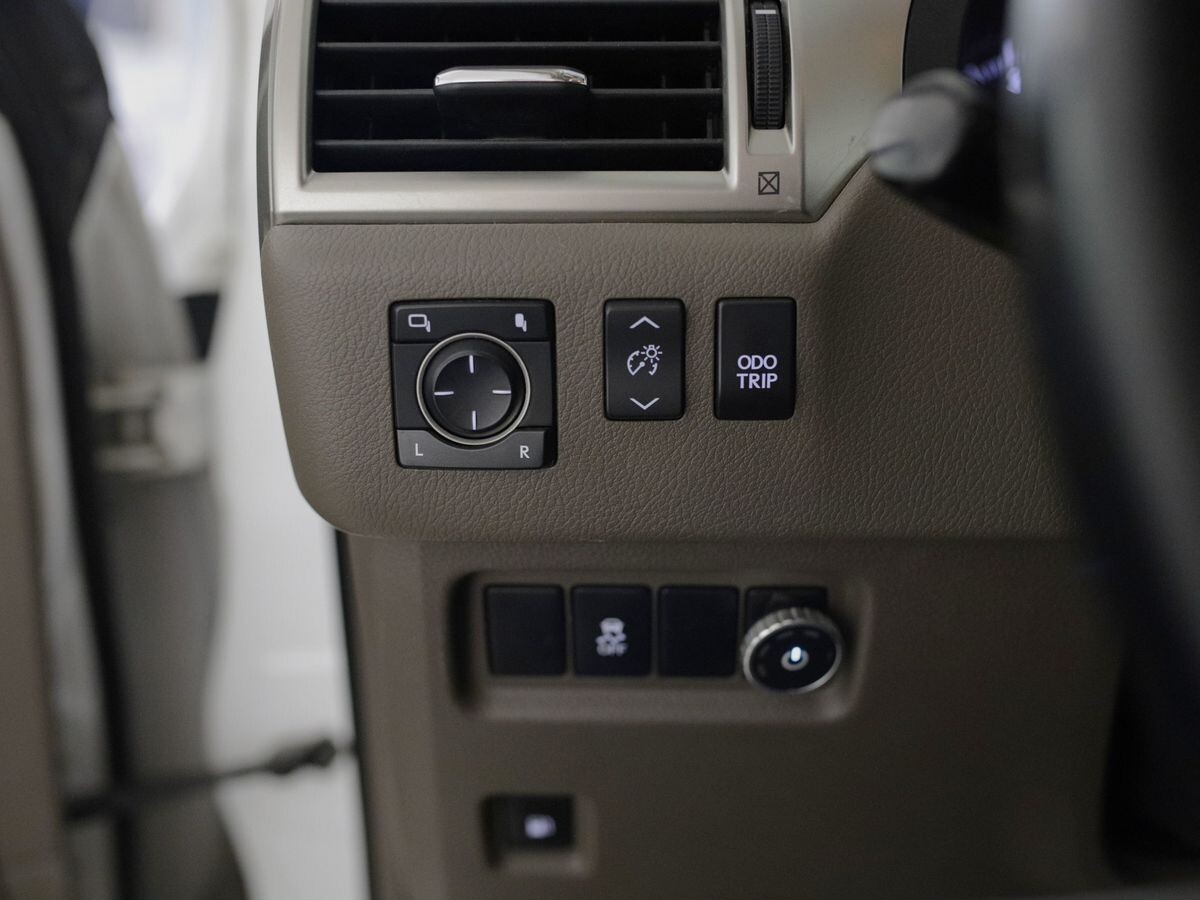 Lexus GX 2012 - фото автомобиля