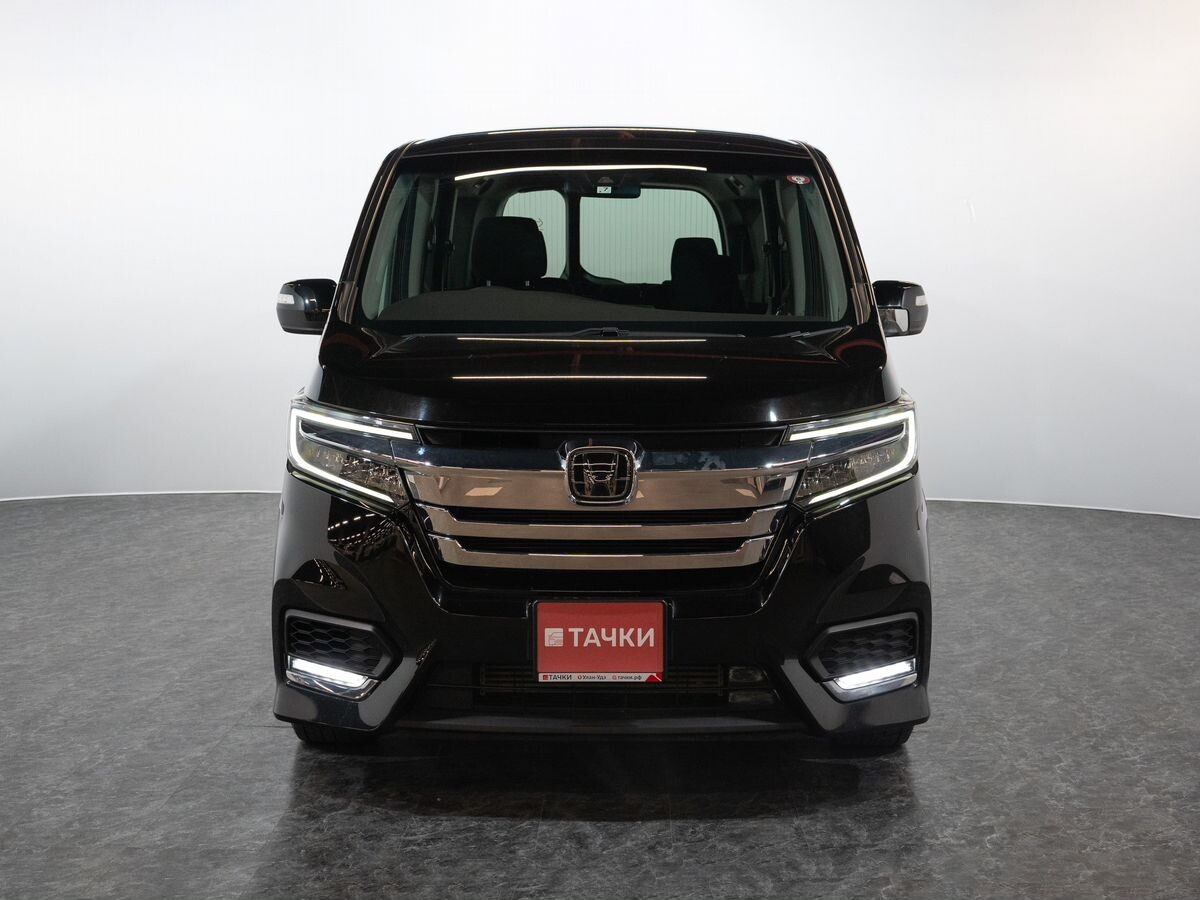 Honda Stepwgn 2021 - фото автомобиля