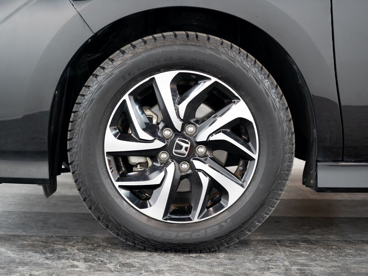 Honda Stepwgn 2021 - фото автомобиля