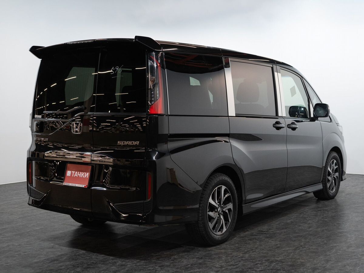 Honda Stepwgn 2021 - фото автомобиля