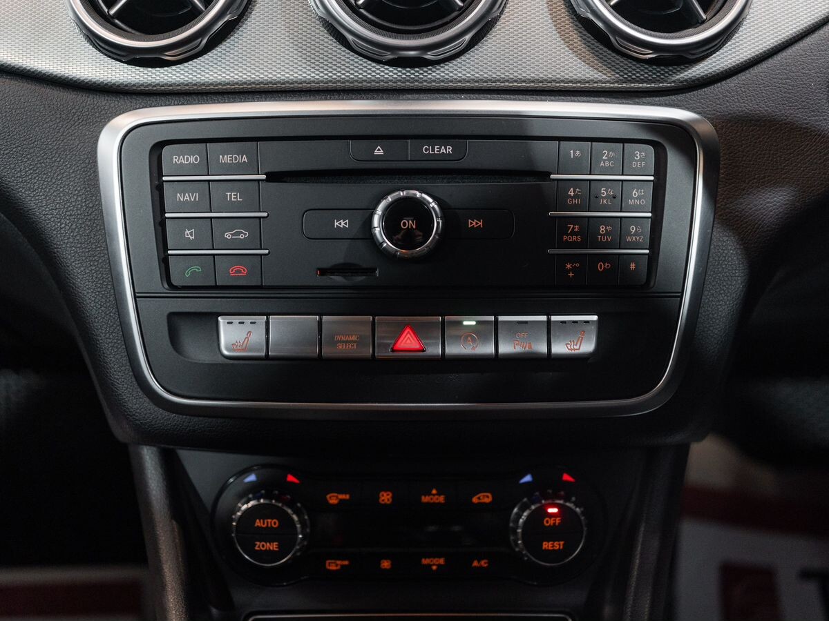 Mercedes-Benz GLA 2017 - фото автомобиля