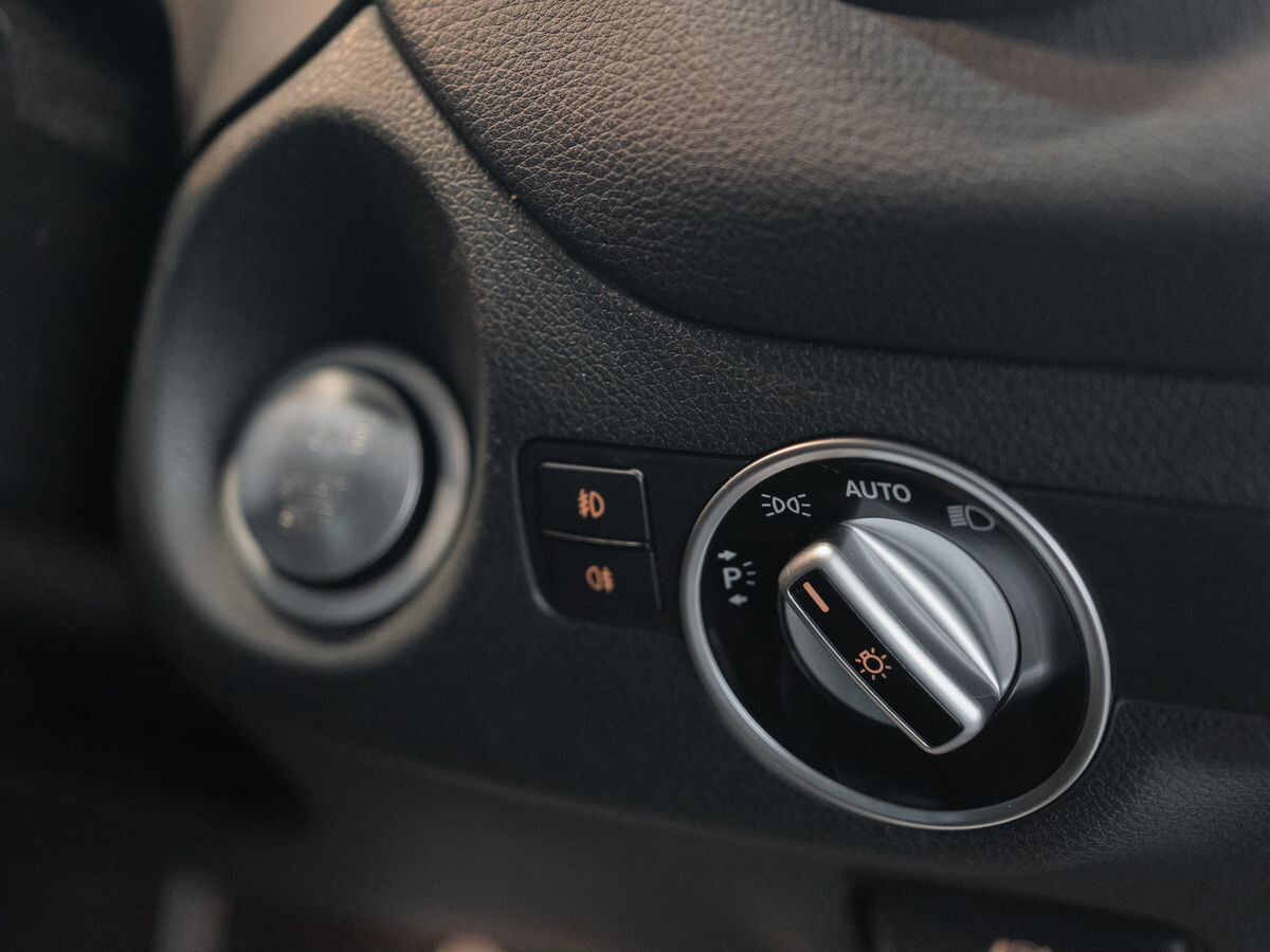 Mercedes-Benz GLA 2017 - фото автомобиля