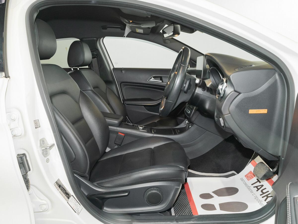 Mercedes-Benz GLA 2017 - фото автомобиля