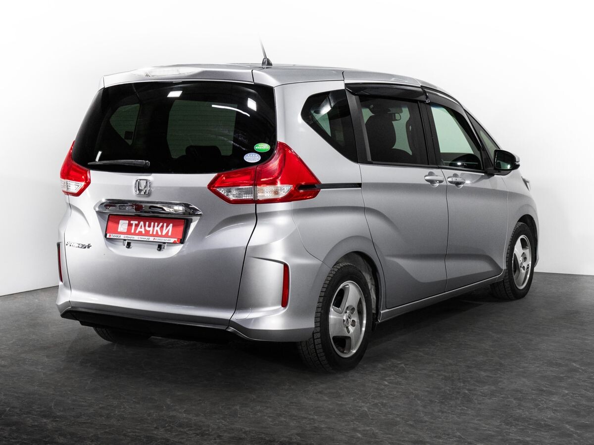 Honda Freed 2017 - фото автомобиля