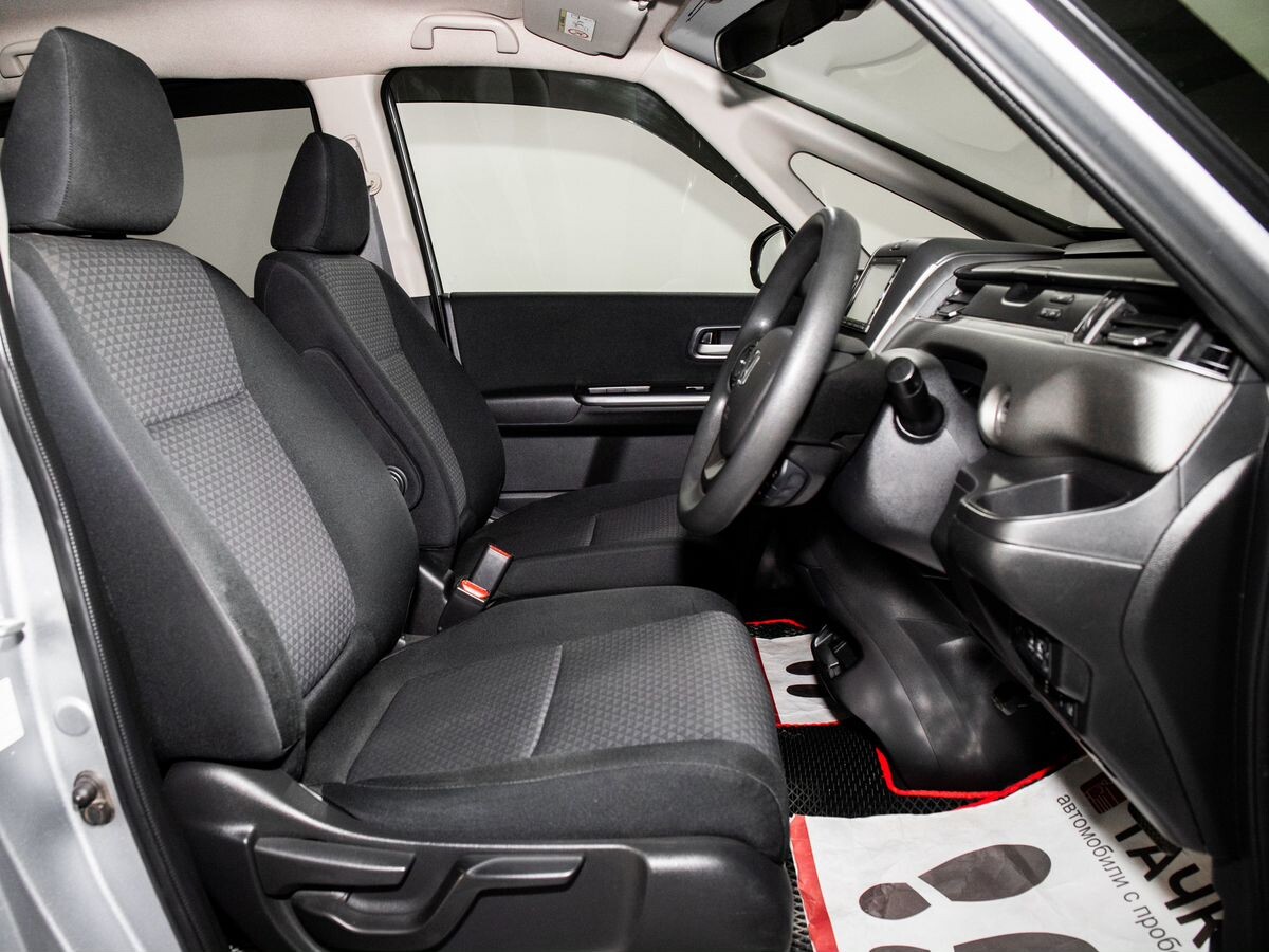 Honda Freed 2017 - фото автомобиля