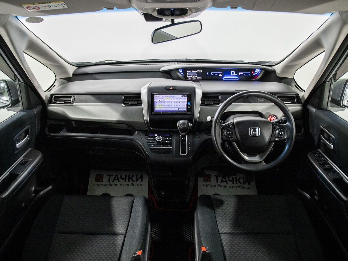 Honda Freed 2017 - фото автомобиля