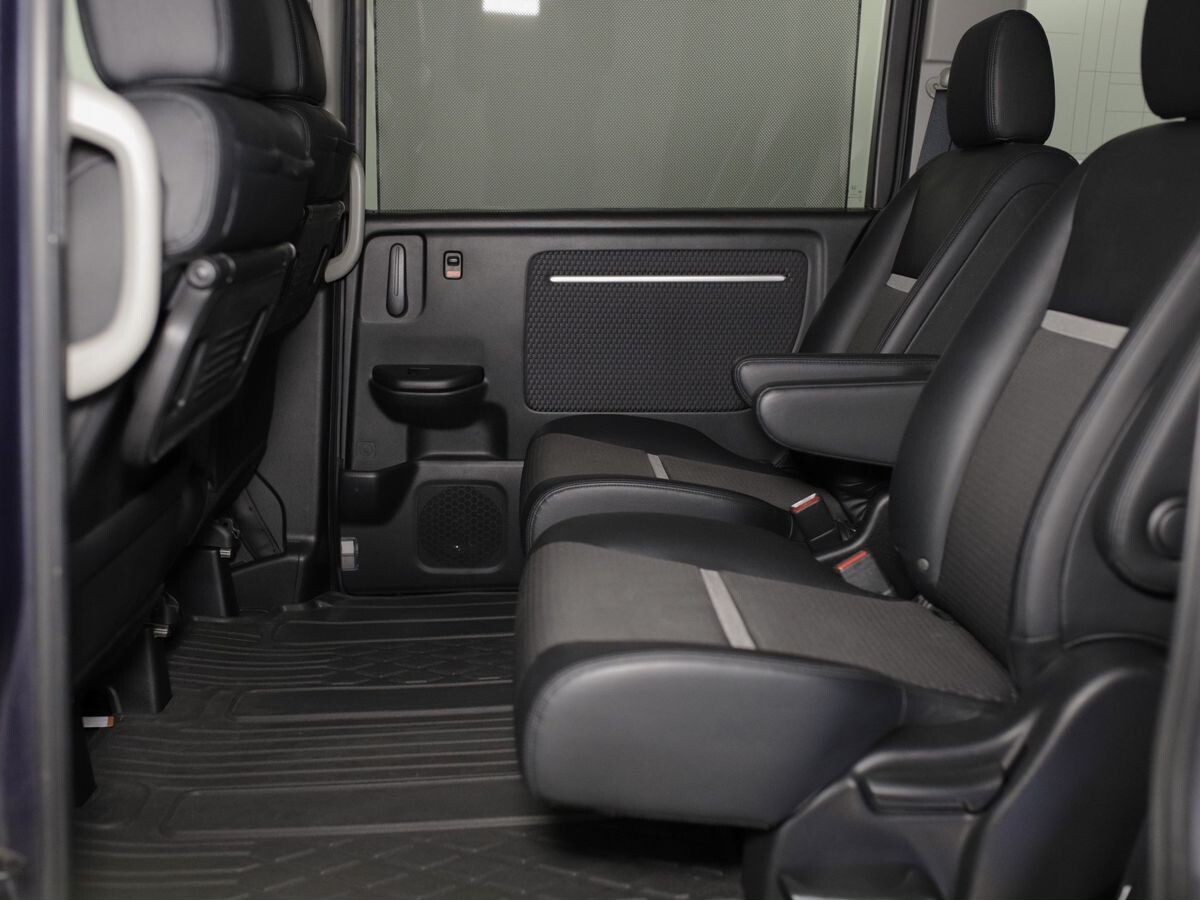 Honda Stepwgn 2016 - фото автомобиля