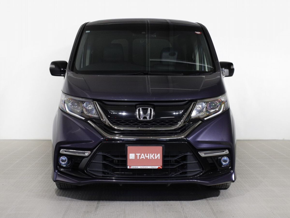 Honda Stepwgn 2016 - фото автомобиля