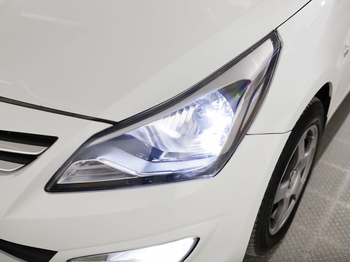 Hyundai Solaris 2016 - фото автомобиля