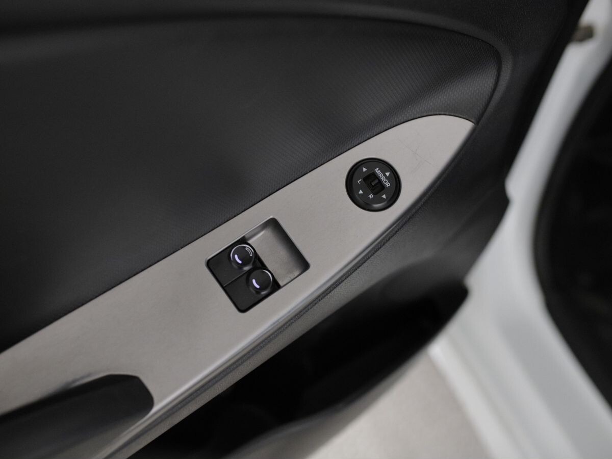 Hyundai Solaris 2016 - фото автомобиля