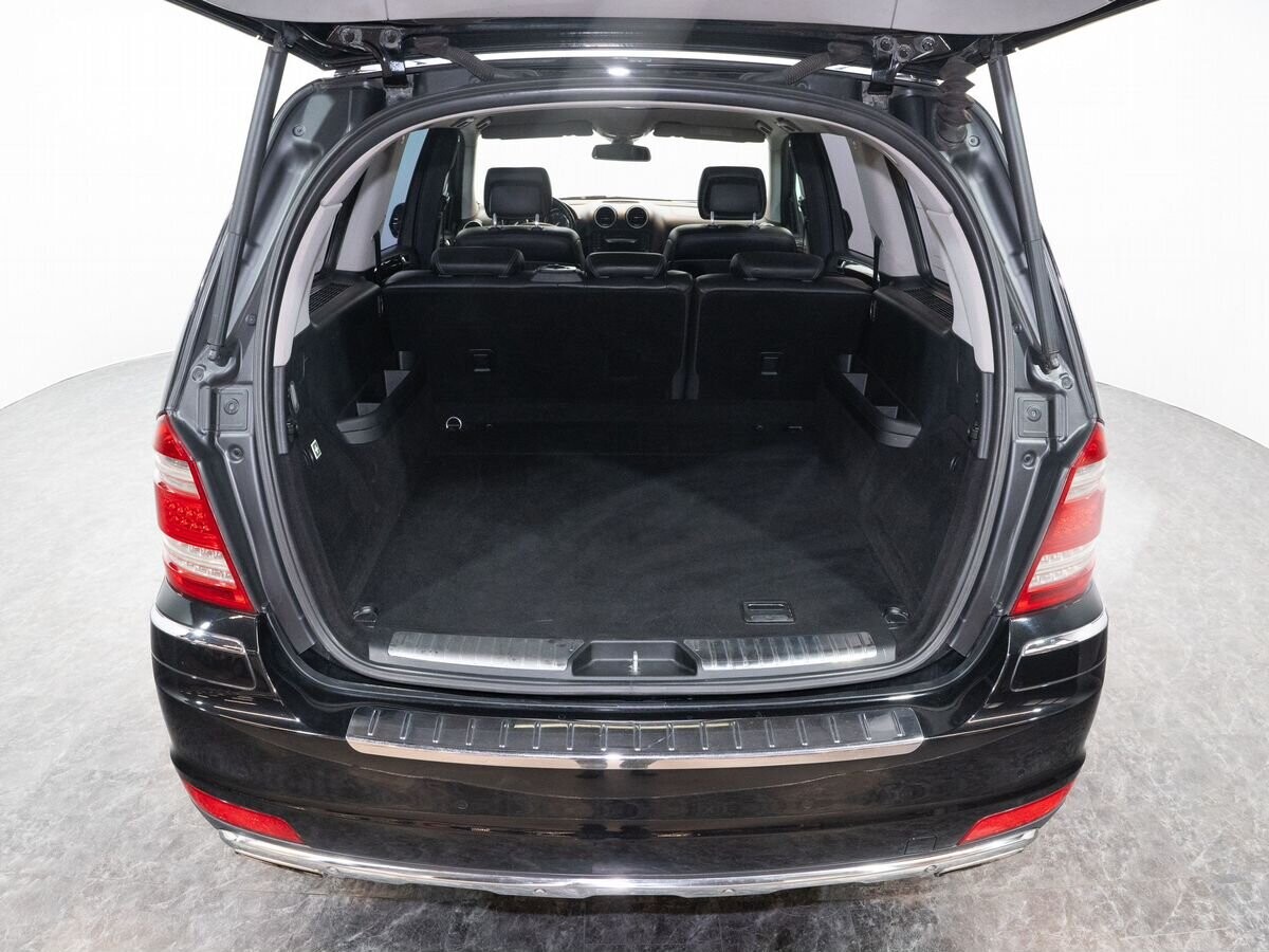 Mercedes-Benz GL-Класс 2010 - фото автомобиля