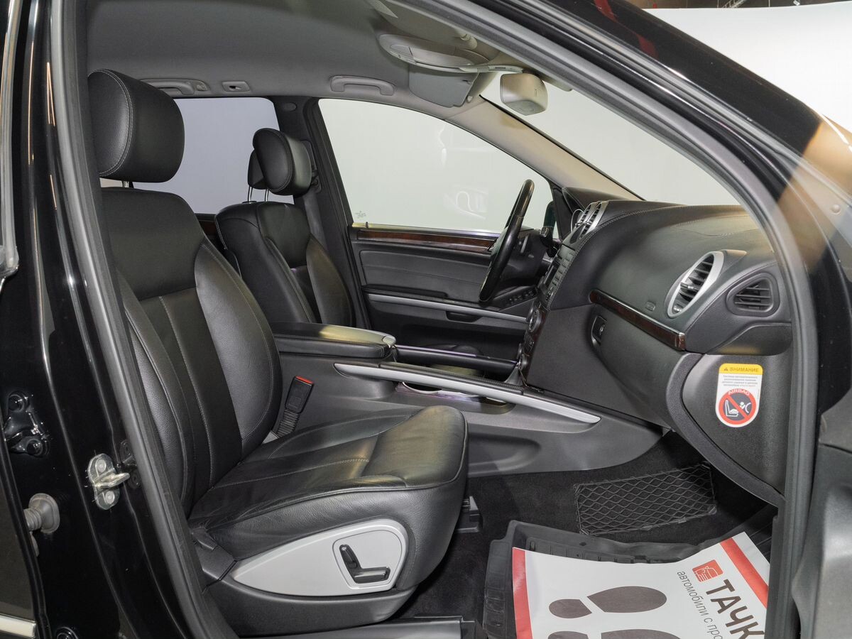 Mercedes-Benz GL-Класс 2010 - фото автомобиля