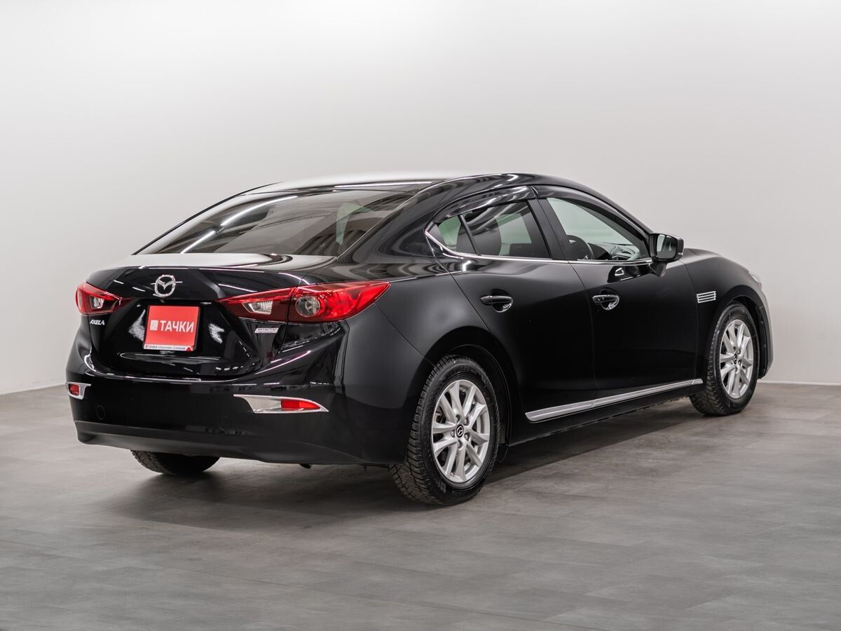 Mazda Axela 2017 - фото автомобиля