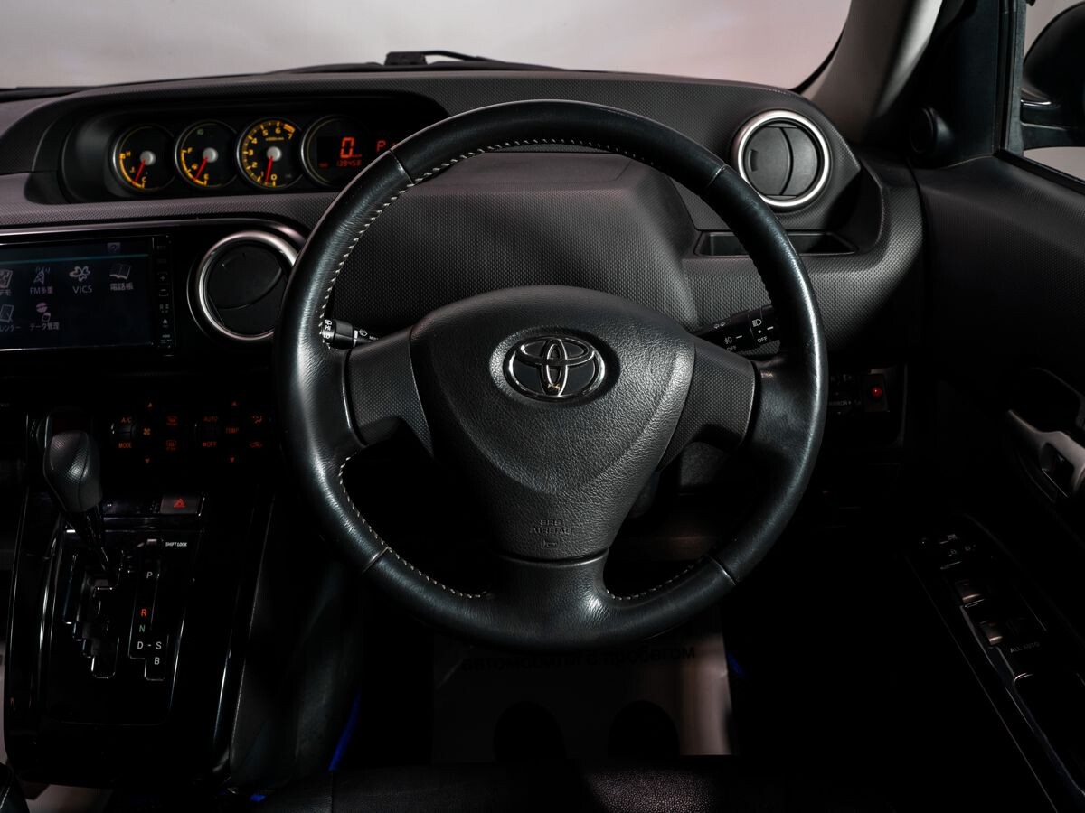 Toyota Corolla Rumion 2013 - фото автомобиля