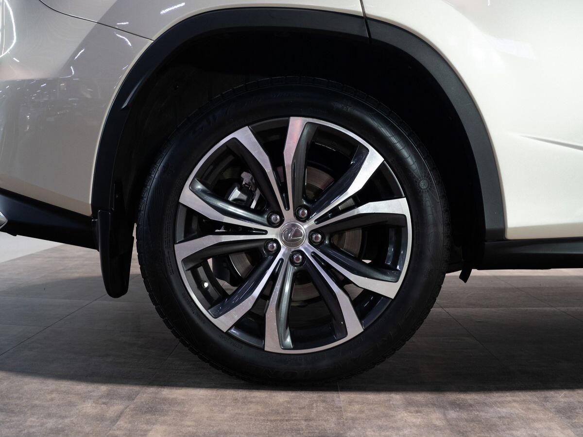 Lexus RX 2017 - фото автомобиля