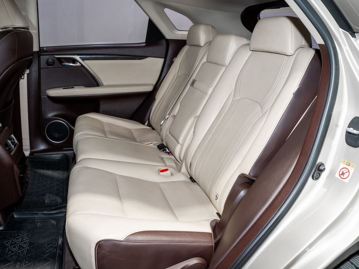 Lexus RX 2017 - фото автомобиля