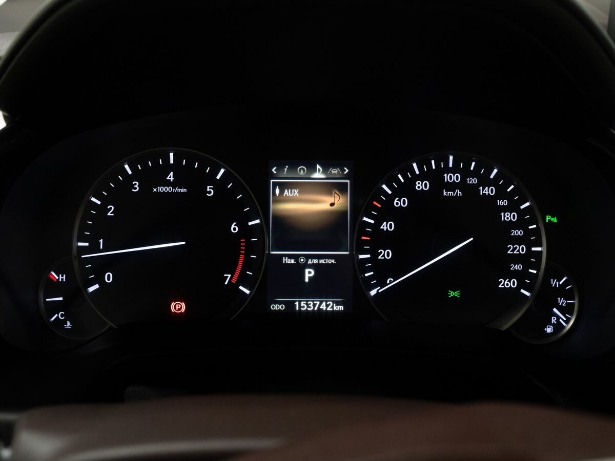 Lexus RX 2017 - фото автомобиля