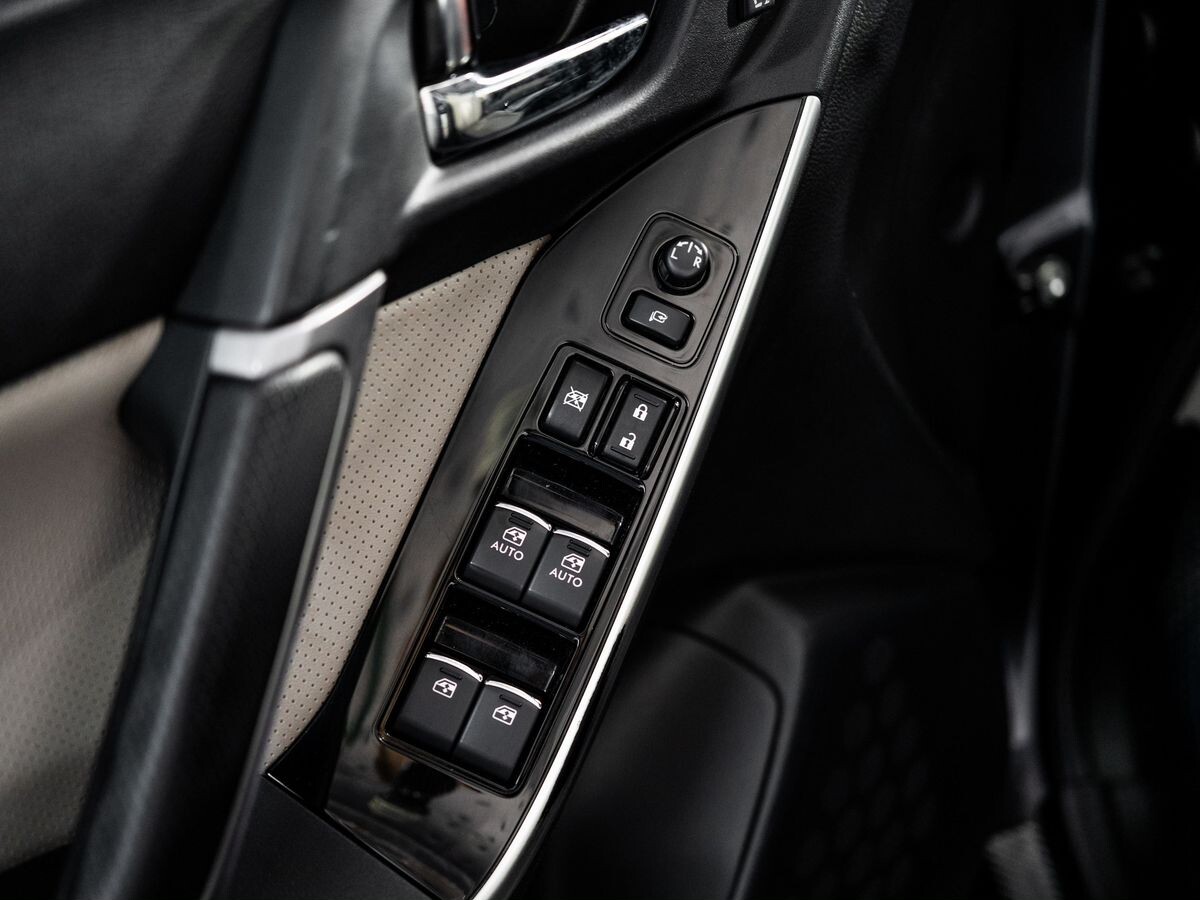 Subaru Forester 2017 - фото автомобиля