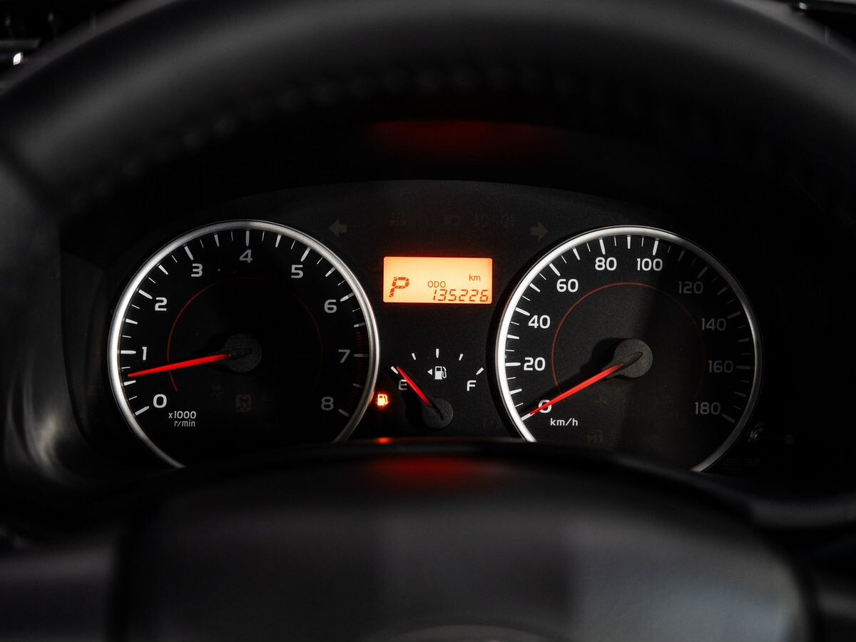 Toyota Wish 2016 - фото автомобиля