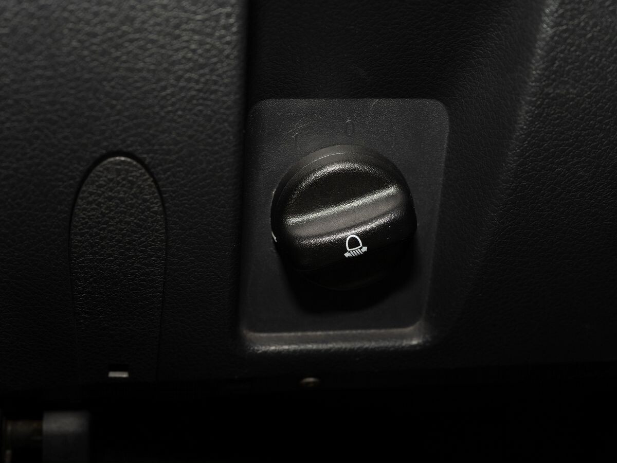 Renault Duster 2012 - фото автомобиля