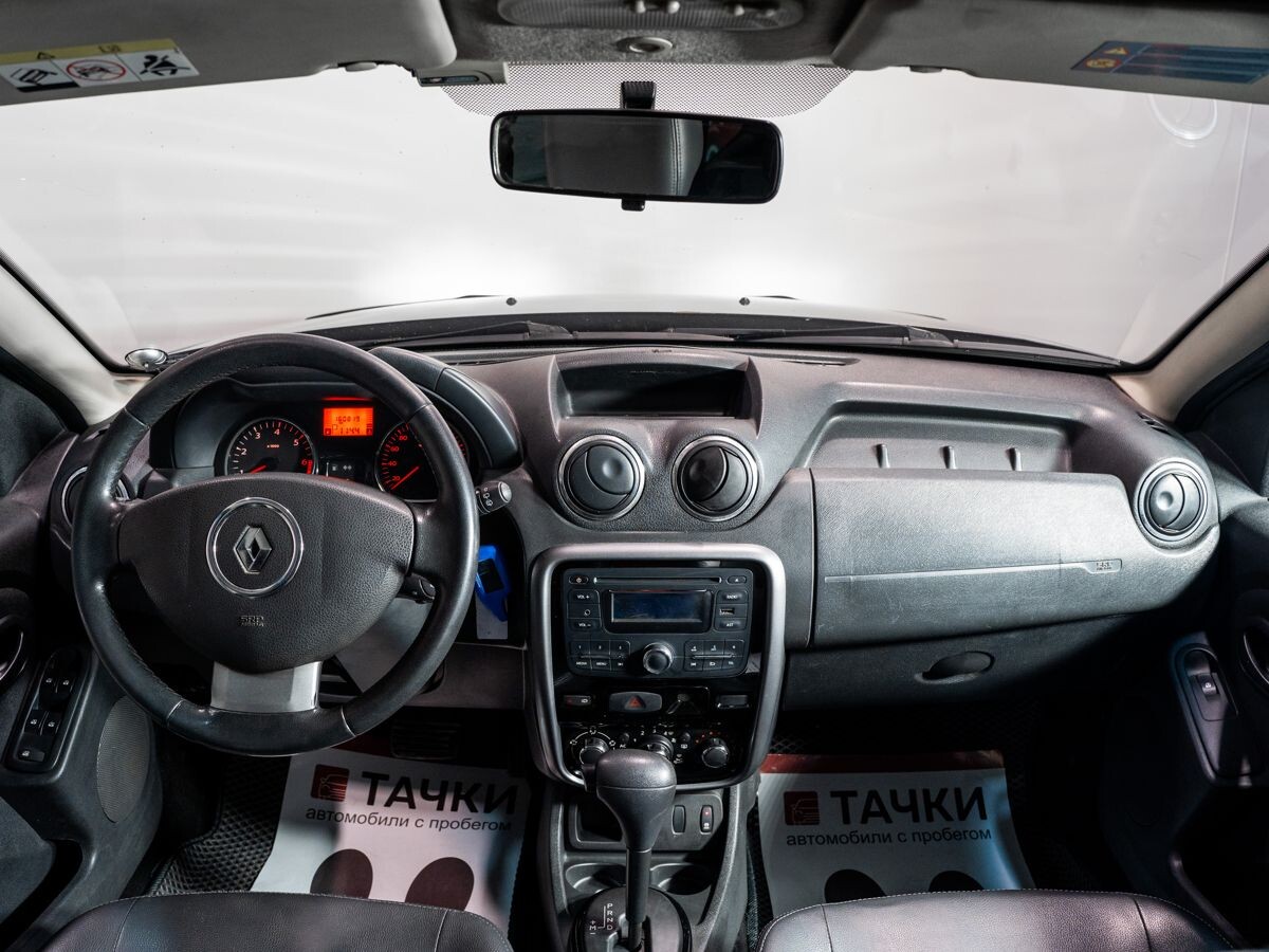 Renault Duster 2012 - фото автомобиля