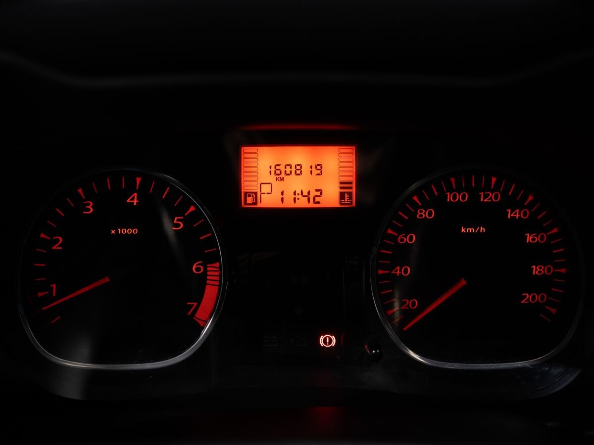 Renault Duster 2012 - фото автомобиля