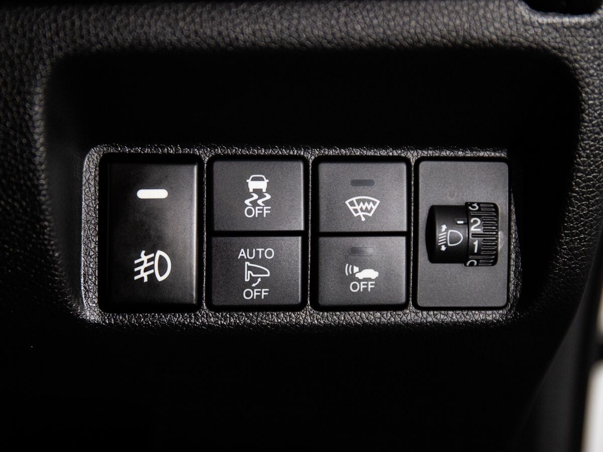 Honda Shuttle 2016 - фото автомобиля