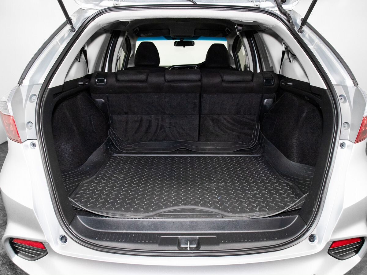 Honda Shuttle 2016 - фото автомобиля