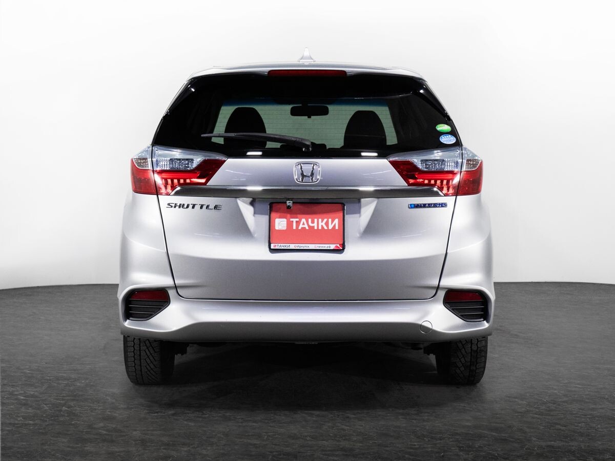 Honda Shuttle 2016 - фото автомобиля