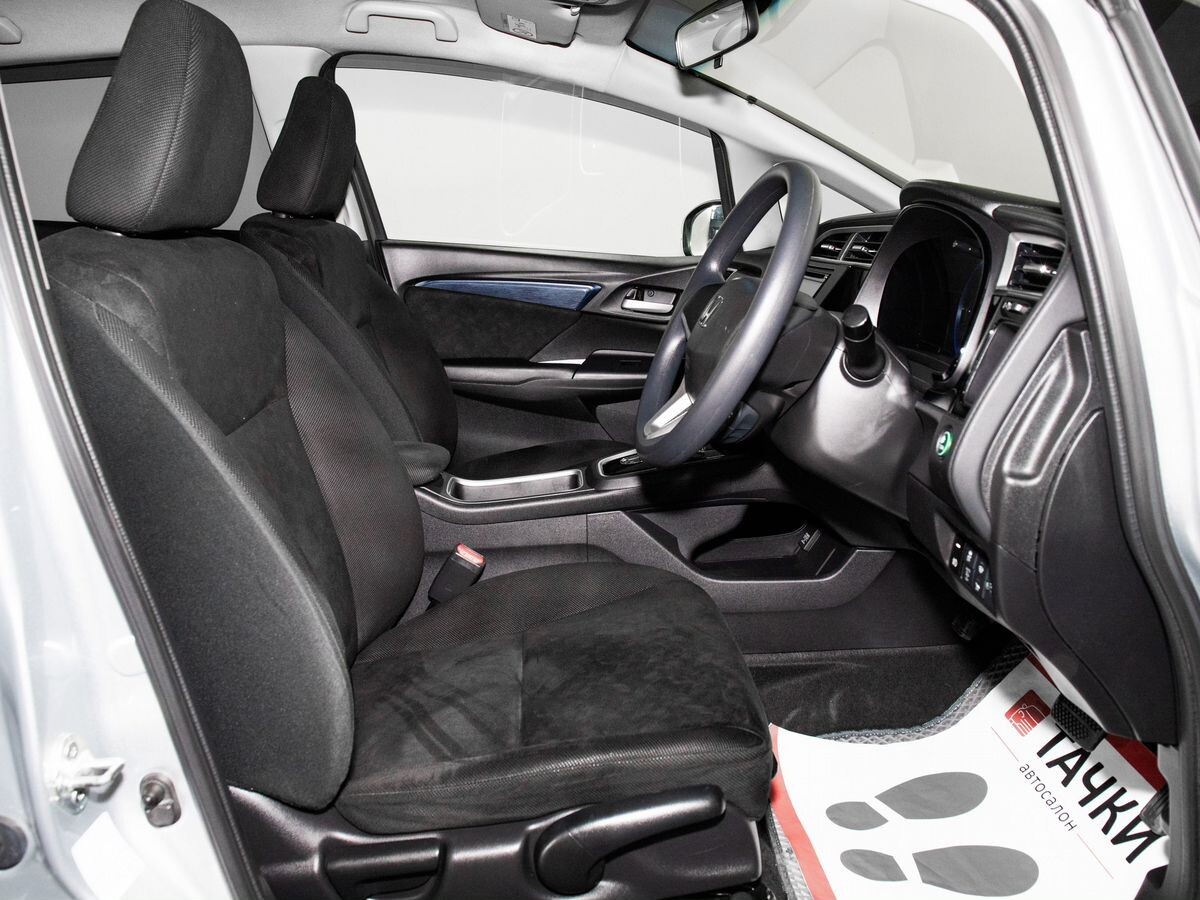 Honda Shuttle 2016 - фото автомобиля