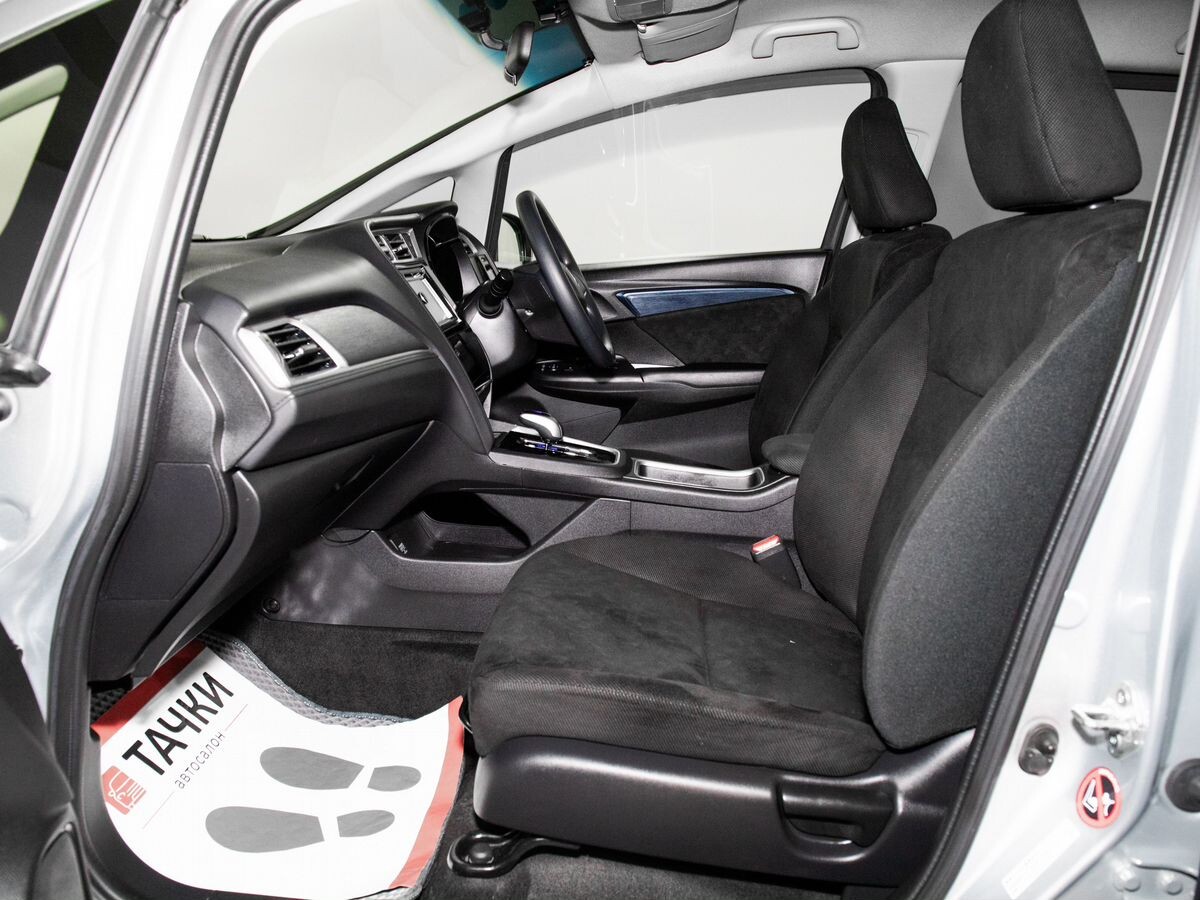 Honda Shuttle 2016 - фото автомобиля