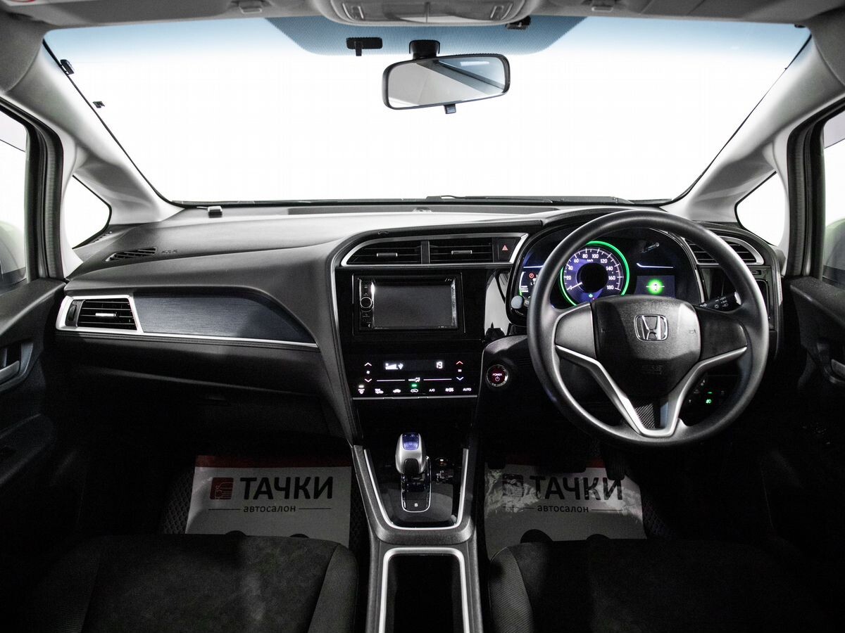 Honda Shuttle 2016 - фото автомобиля