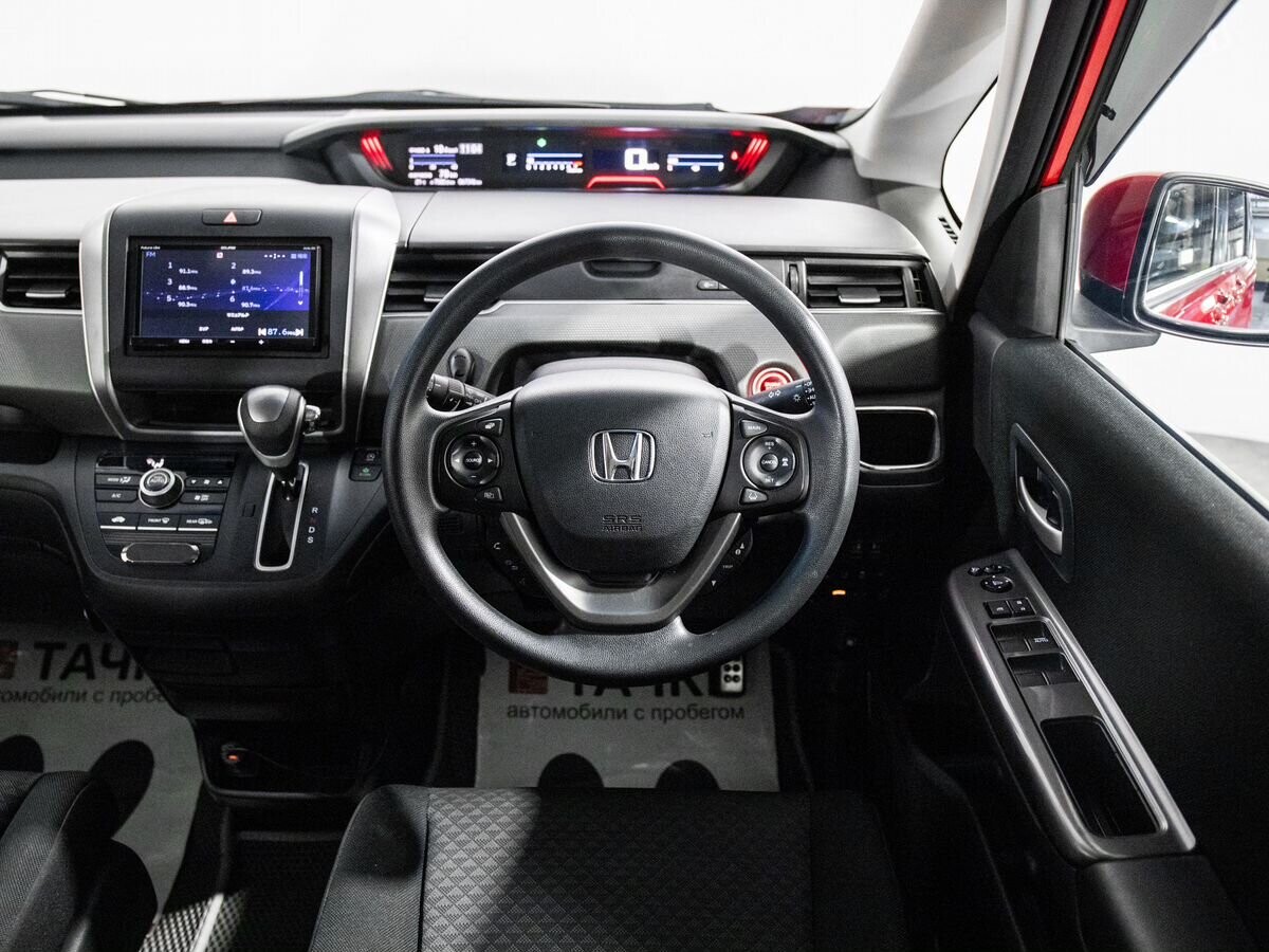 Honda Freed 2019 - фото автомобиля