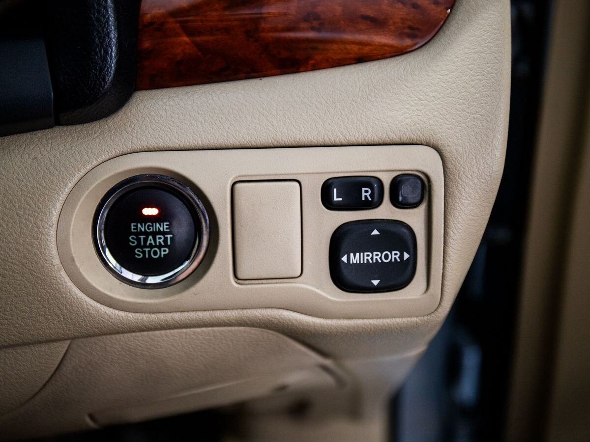 Toyota Premio 2014 - фото автомобиля