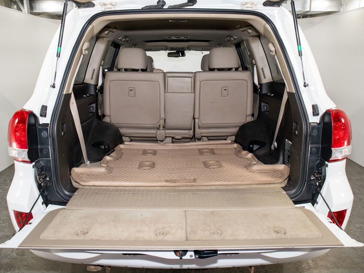 Toyota Land Cruiser 2008 - фото автомобиля