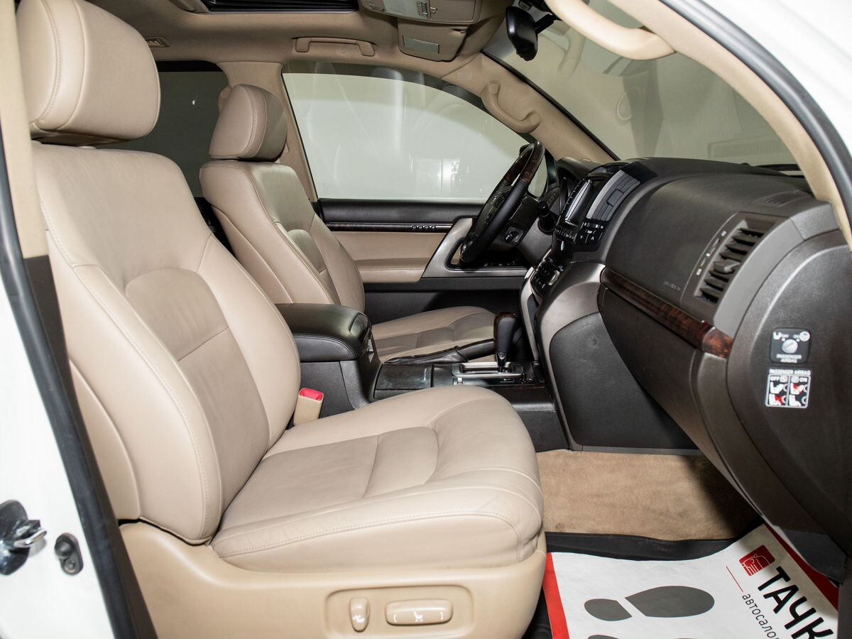 Toyota Land Cruiser 2008 - фото автомобиля