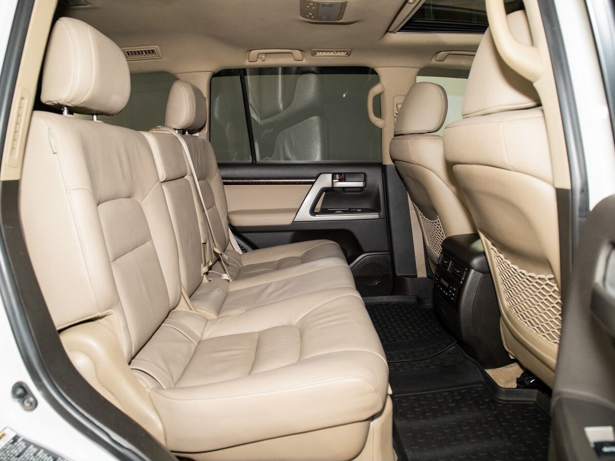 Toyota Land Cruiser 2008 - фото автомобиля