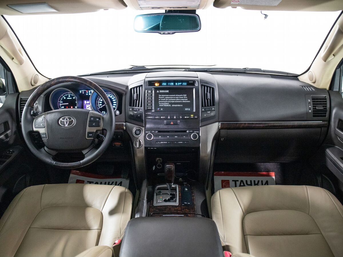 Toyota Land Cruiser 2008 - фото автомобиля
