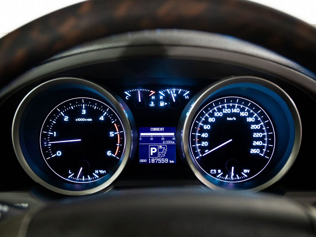 Toyota Land Cruiser 2008 - фото автомобиля