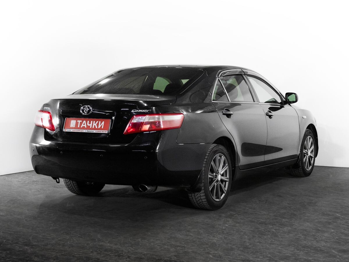 Toyota Camry 2006 - фото автомобиля