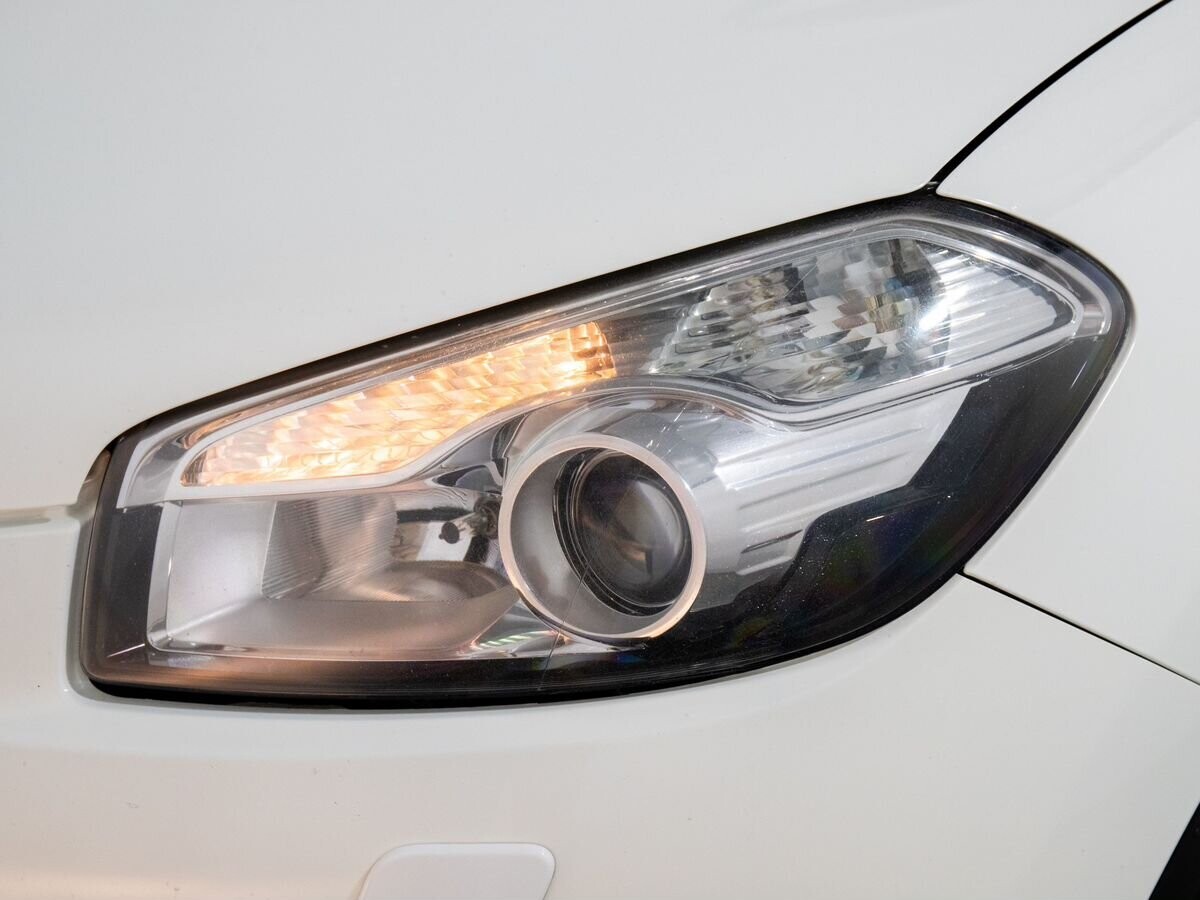 Nissan Qashqai+2 2012 - фото автомобиля
