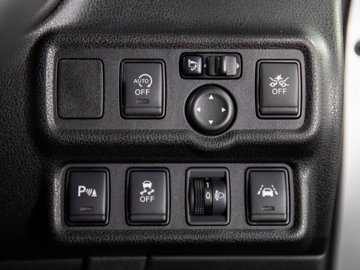 Nissan Note 2020 - фото автомобиля