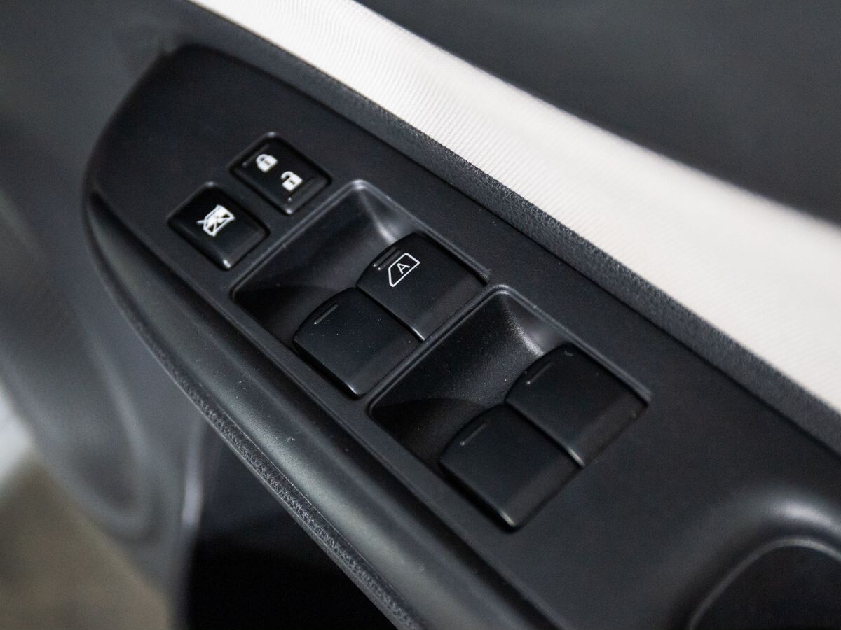 Nissan Note 2020 - фото автомобиля