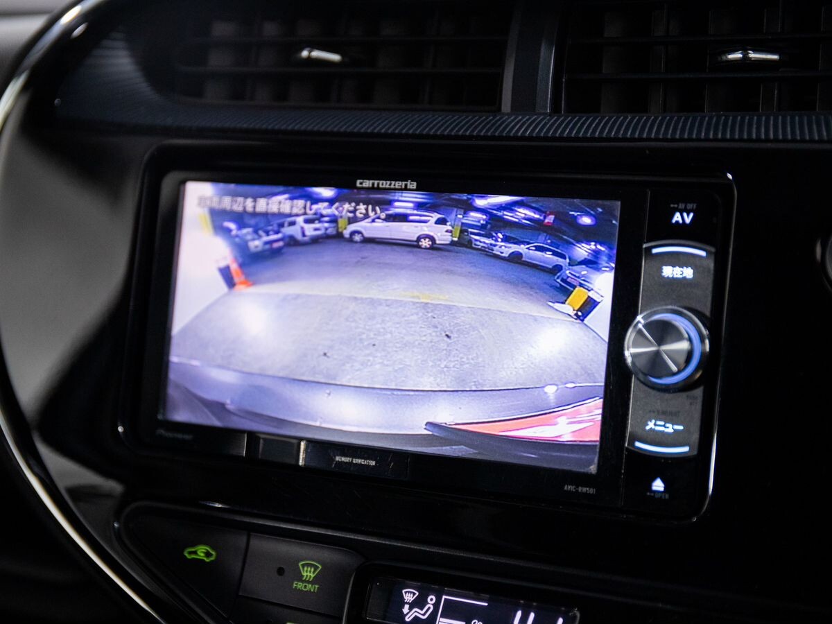 Toyota Aqua 2018 - фото автомобиля