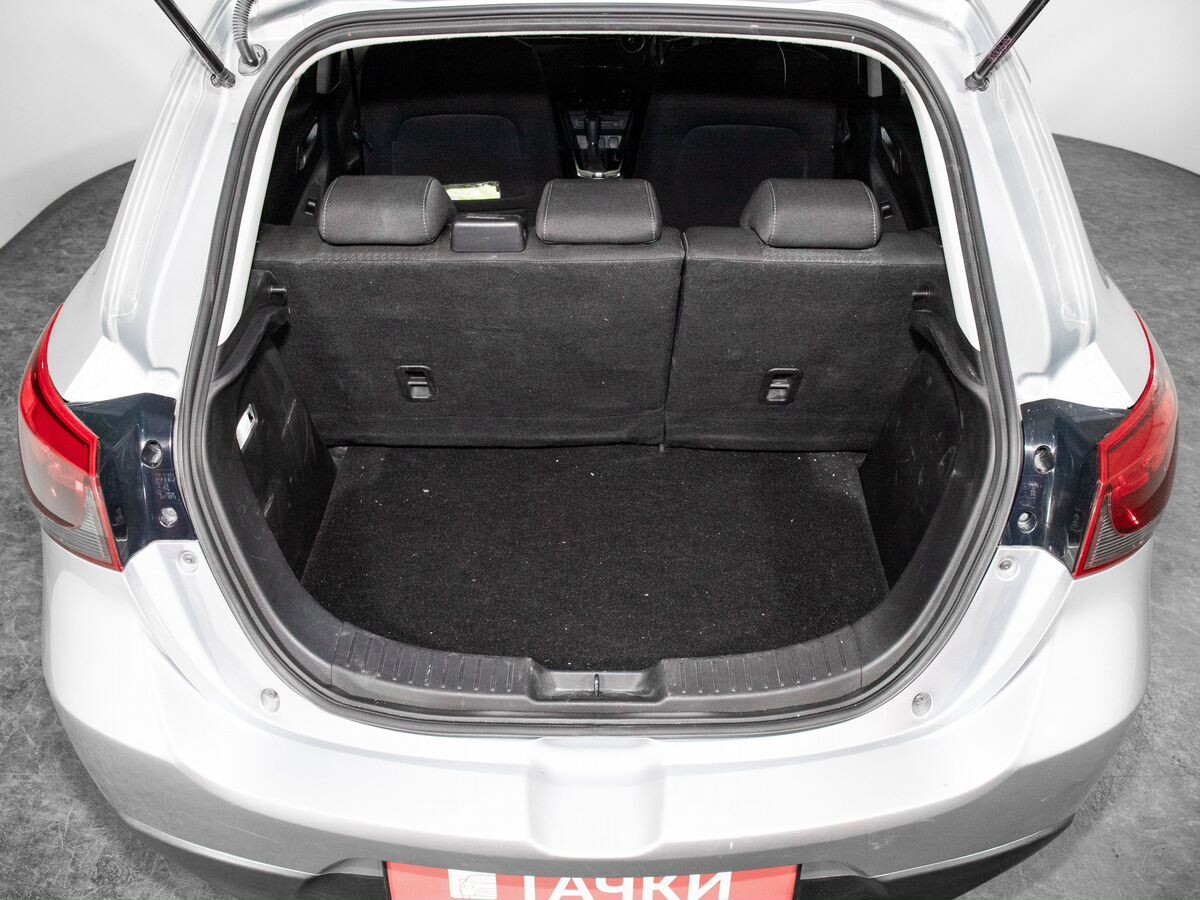 Mazda Demio 2017 - фото автомобиля