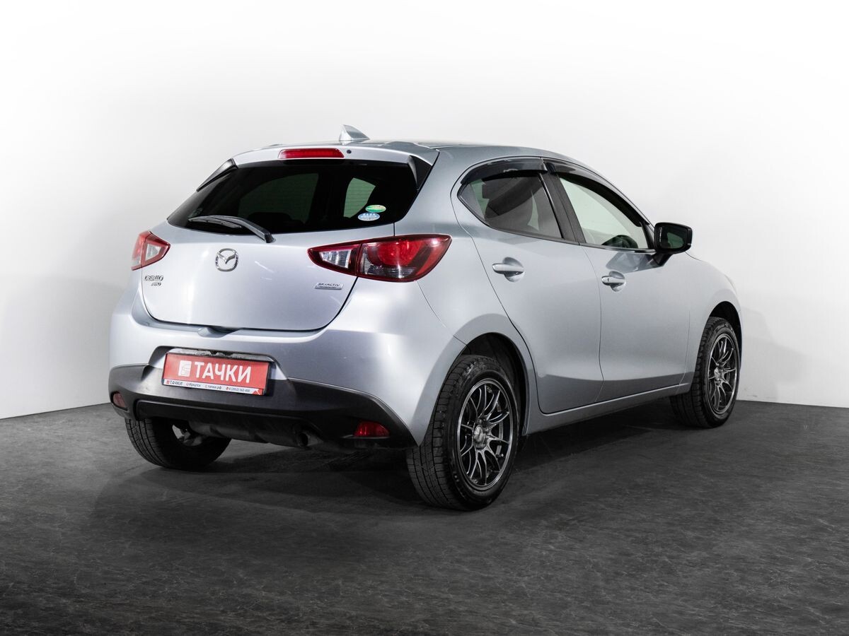 Mazda Demio 2017 - фото автомобиля