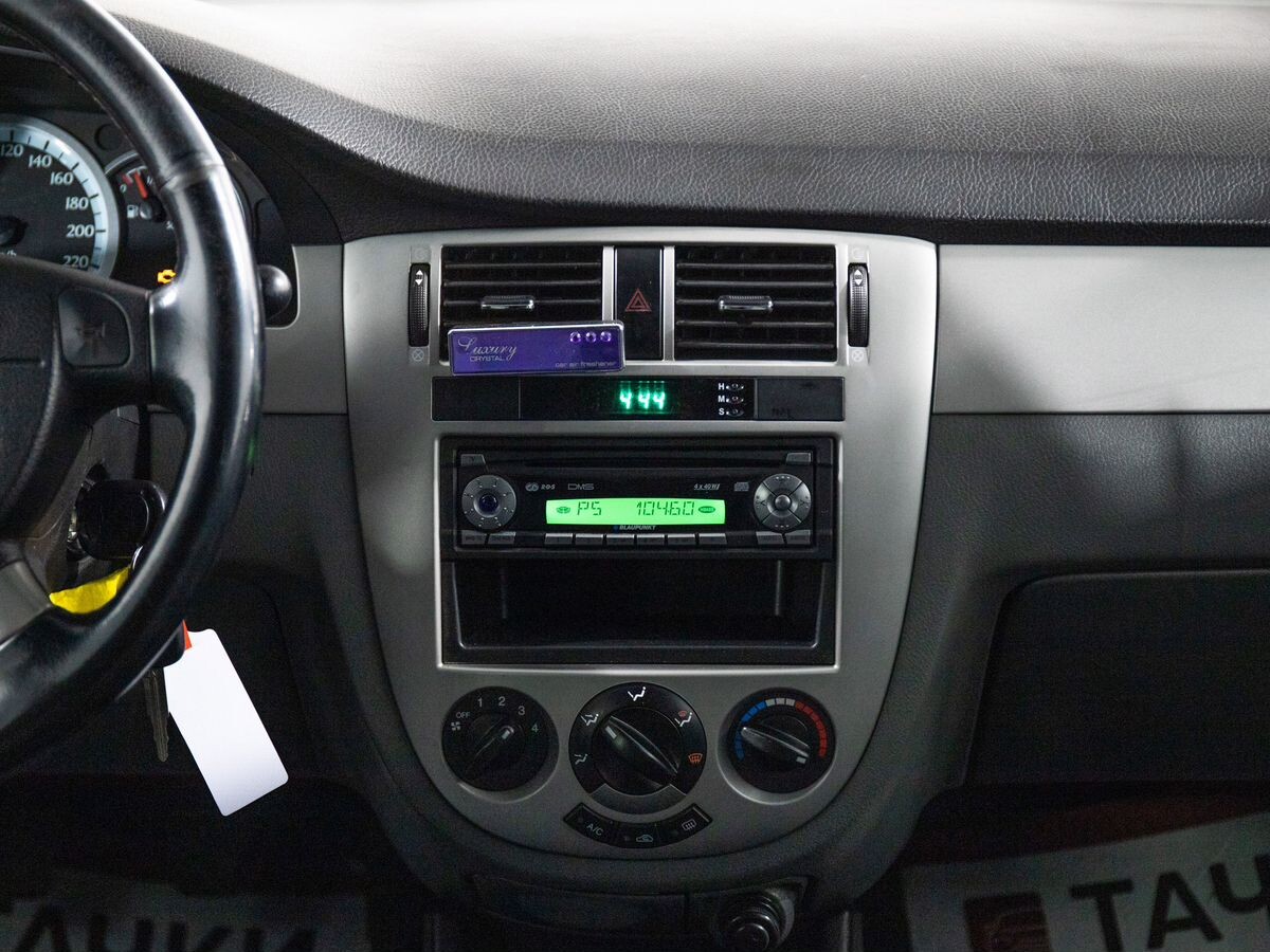 Chevrolet Lacetti 2012 - фото автомобиля