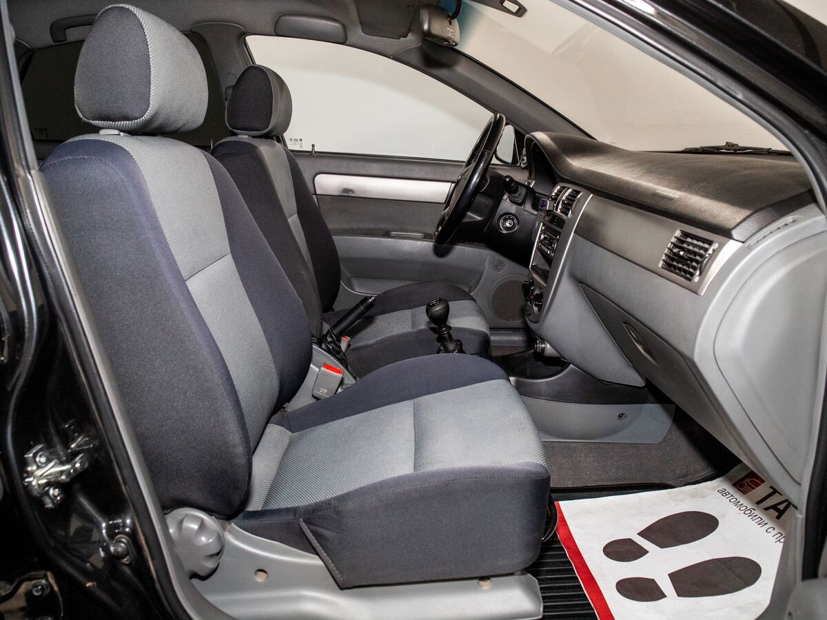 Chevrolet Lacetti 2012 - фото автомобиля